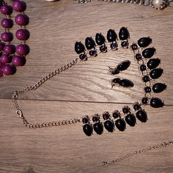 Costume jewelry bundle lot #3 - Picture 3 of 11